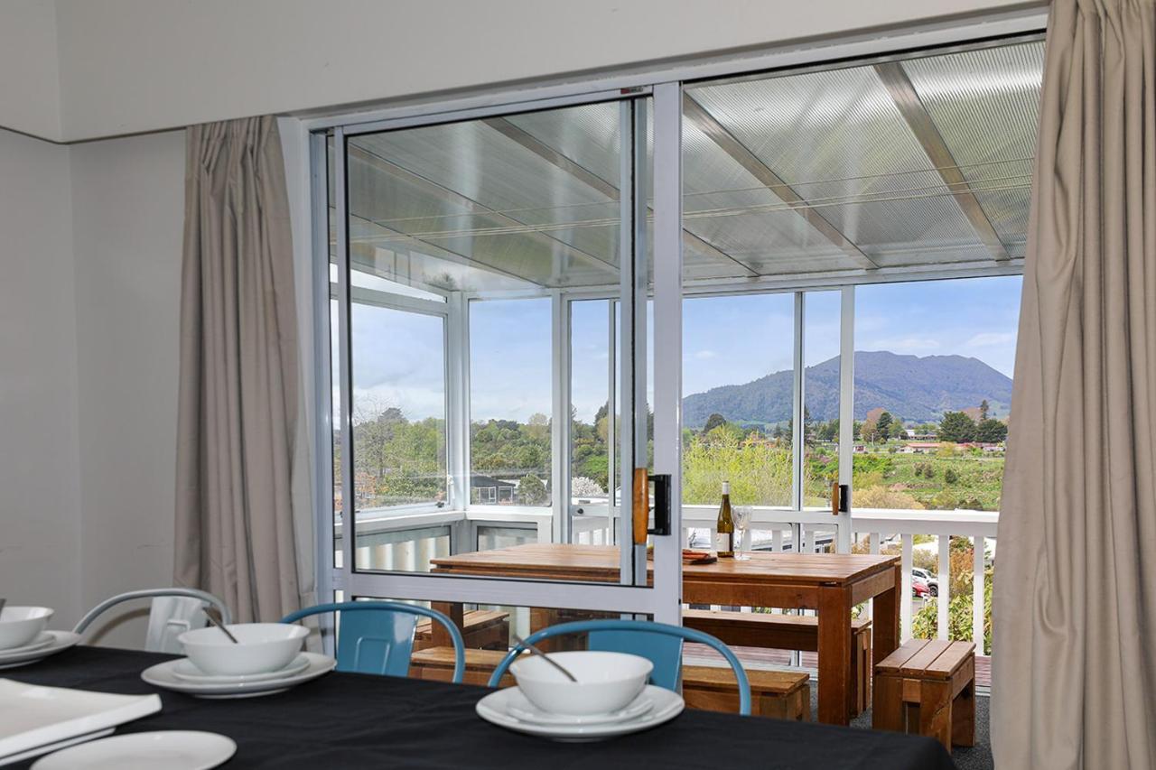 Woodward House Taupo Villa Bagian luar foto